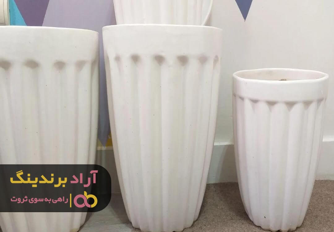 گلدان سرامیکی سفید بلند
