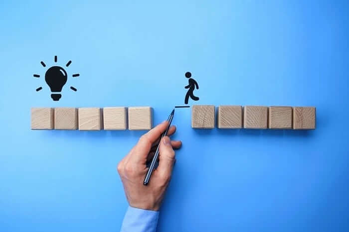 وقتی هدف روشن و بزرگی داری، سخت_ترین مسیرها برایت آسان میشوند