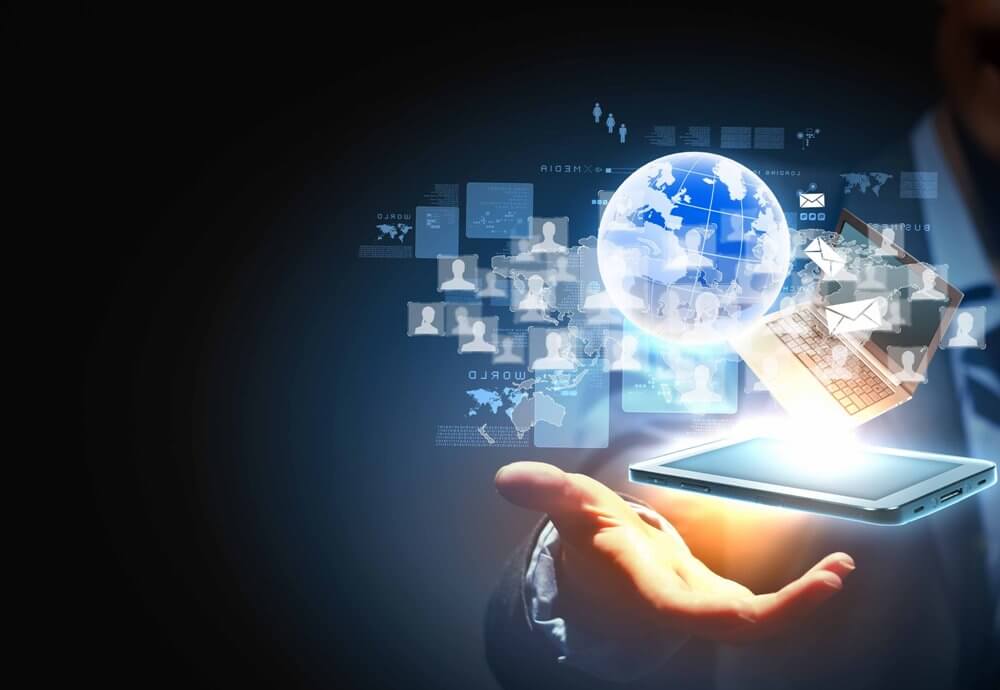 با اینترنت یک کانال ارتباطی برای ثروت آفرینی ایجاد کردم