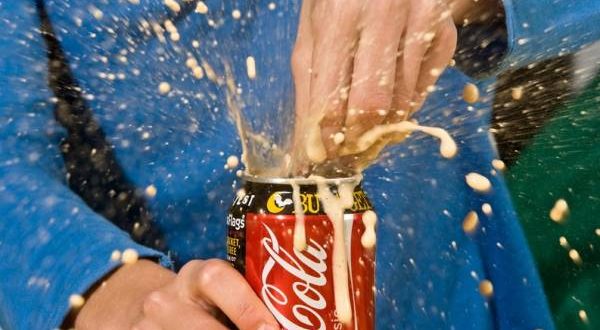 چطور از خروج گاز نوشابه جلوگیری کنیم؟
