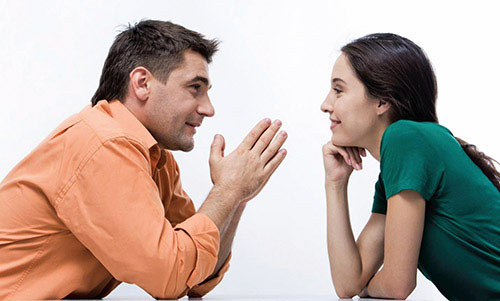 چگونه ارتباط چشمی عاشقانه برقرار کنیم؟