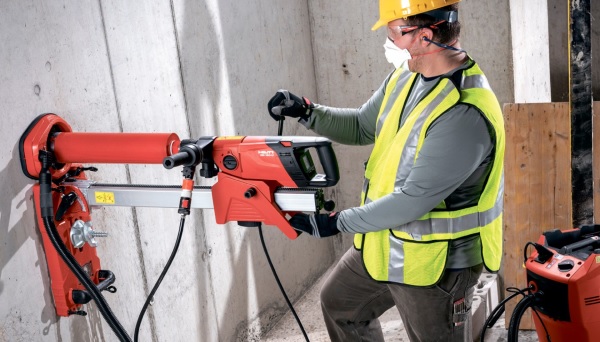 کرگیری بتن یا حفاری بتن