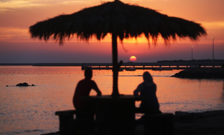 معرفی لیستی از هتل_های کیش برای یک ماه عسل استثنایی