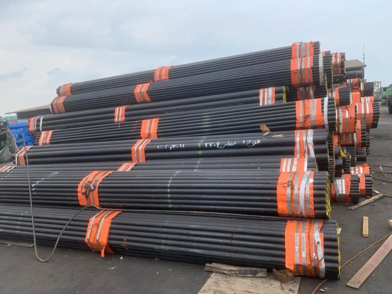 تفاوت لوله مانیسمان رده 20 و لوله مانیسمان رده 80 در چیست؟ کدام لوله بهتر است؟