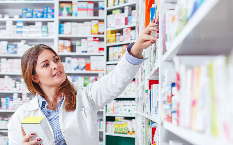 نسخه پیچ یا تکنسین داروخانه کیست