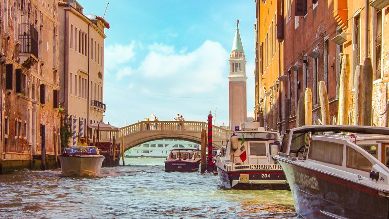 چگونه در یک سفر کوتاه ایتالیا را کاوش کنیم؟