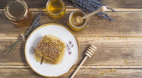 عسل طبیعی برای درمان زگیل تناسلی