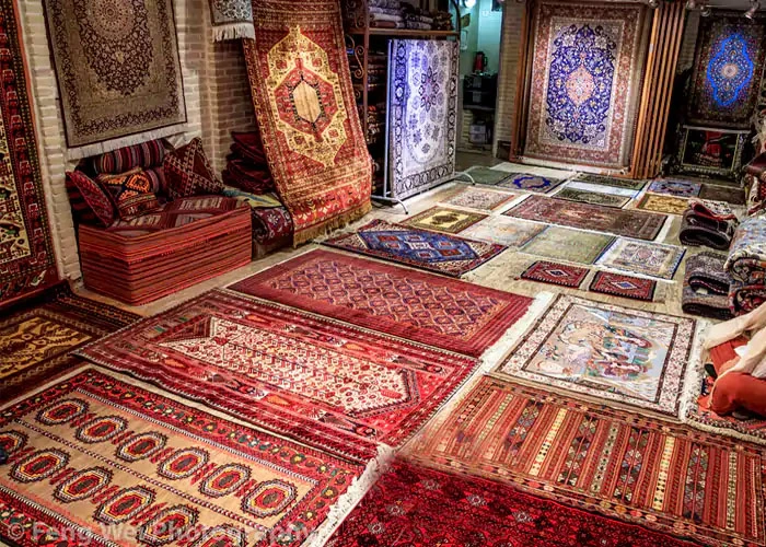 فرش مشهد بهتره یا کاشان؟| مقایسه قیمت، الیاف و طرح ها