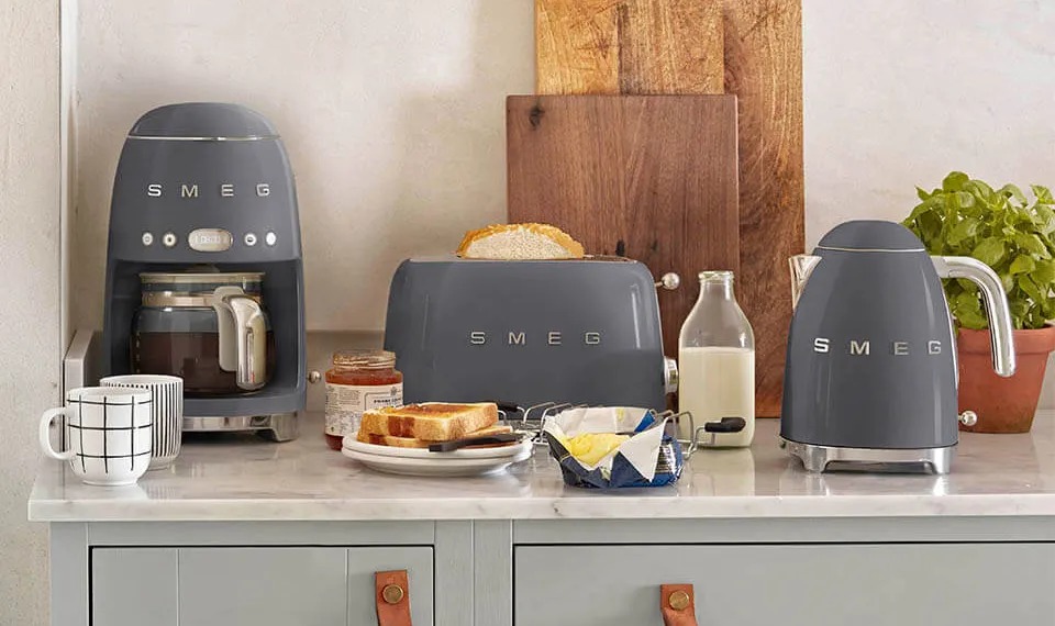 کتری برقی اسمگ نمادی از استایل ایتالیایی در خانه‌های ایرانی