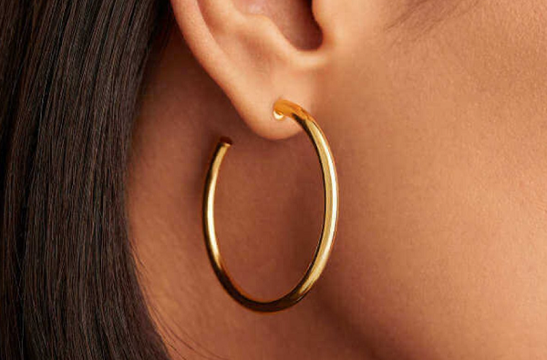 راهنمای انتخاب بهترین گوشواره طلا | راز درخشندگی چهره و استایلی بی‌نقص