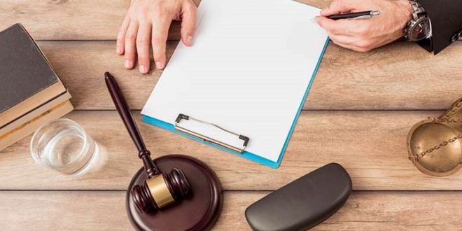 چگونه با کمک وکیل اداره کار سریع تر به حق و حقوق خود برسیم؟