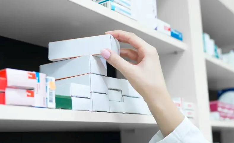 تجهیزات ضروری برای راه اندازی داروخانه چیست؟ لیست جامع