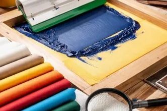 چه پارچه‌ای برای چاپ سیلک مناسب‌ تر است؟